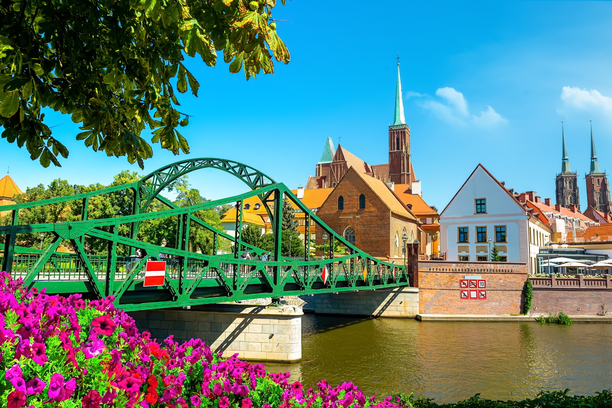 Wrocław: The City of Bridges, Art, and Hidden Stories